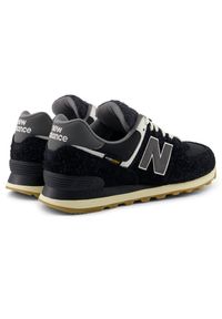 Buty unisex New Balance U574RUS – czarne. Kolor: czarny. Materiał: tkanina, guma, zamsz. Szerokość cholewki: normalna. Model: New Balance 574 #4