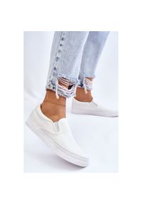 Big-Star - Damskie Tenisówki Slip-On Big Star LL274389 Białe. Zapięcie: bez zapięcia. Kolor: biały. Materiał: materiał #11