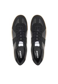 Novesta Sneakersy German Army Trainer 60Y13Y003 Czarny. Kolor: czarny. Materiał: skóra, zamsz