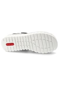 Sandały damskie Rieker, cholewka ze skóry naturalnej regulowane paski na rzepy odkryty fason, czarne, V1382-00. Okazja: na co dzień. Zapięcie: rzepy. Kolor: czarny. Materiał: skóra. Wzór: paski. Sezon: lato. Styl: elegancki, klasyczny, casual #2