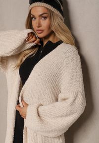 Renee - Beżowy Niezapinany Kardigan z Wełną o Długim Kroju Temindriae. Okazja: na co dzień, na spotkanie biznesowe, do pracy. Kolor: beżowy. Materiał: wełna. Długość: długie. Styl: biznesowy, elegancki, casual #4