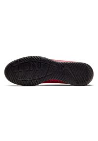 Buty halowe Nike Mercurial Vapor 13 Club IN AT7997. Okazja: na imprezę. Materiał: skóra, guma, syntetyk. Szerokość cholewki: normalna #2