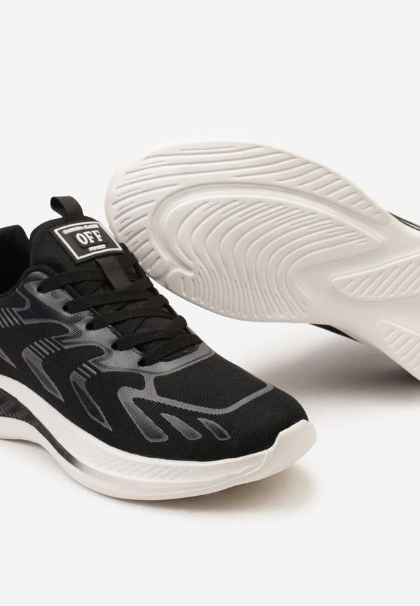 Born2be - Czarne Buty Sportowe z Efektem Ombre z Gumowymi Wstawkami Konantia. Okazja: na co dzień. Kolor: czarny. Materiał: guma