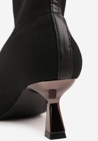 Born2be - Czarne Botki Vices na Metalicznej Szpilce Kaczuszce ze Skarpetową Cholewką Vamige. Okazja: na co dzień. Kolor: czarny. Materiał: jeans. Szerokość cholewki: normalna. Obcas: na szpilce. Styl: casual, klasyczny #8