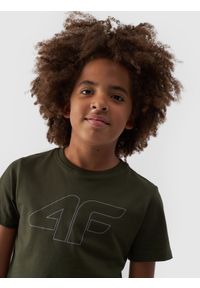 4f - 4F T-shirt z nadrukiem chłopięcy - khaki 128 (7-8 lat). Okazja: na co dzień. Kolor: oliwkowy, brązowy, wielokolorowy. Materiał: dzianina, bawełna, jersey. Długość rękawa: krótki rękaw. Długość: krótkie. Wzór: nadruk. Sezon: lato. Styl: sportowy, casual