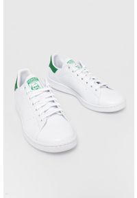 adidas Originals Buty FX5502.M kolor biały FX5502.M-WHT/GRN. Nosek buta: okrągły. Zapięcie: sznurówki. Kolor: biały. Materiał: materiał. Obcas: na obcasie. Wysokość obcasa: niski #4