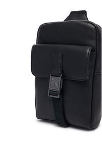 Calvin Klein Saszetka Emblem Hw Sling LV04D3507G Czarny. Kolor: czarny. Materiał: skóra #4