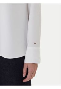 TOMMY HILFIGER - Tommy Hilfiger Bluzka WW0WW47339 Biały Relaxed Fit. Kolor: biały. Materiał: wiskoza #5