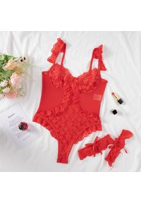 Intica - Komplet bielizny z haftem na specjalne okazje Yda. Kolor: czerwony. Materiał: tkanina, materiał. Wzór: haft #1