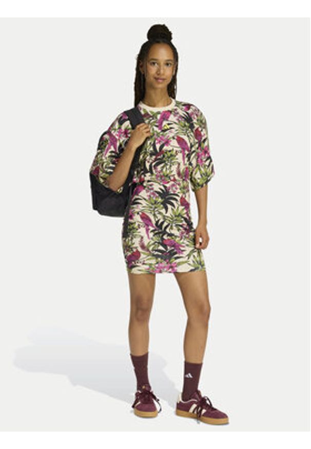 Adidas - adidas Sukienka codzienna Farm Rio KD2193 Kolorowy Oversize. Okazja: na co dzień. Materiał: bawełna. Wzór: kolorowy. Typ sukienki: proste, oversize. Styl: casual