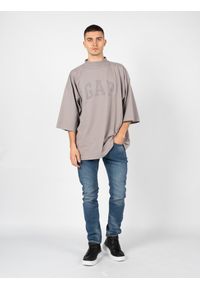 Yeezy Gap Engineered by Balenciaga - Yeezy Gap Engineered By Balenciaga T-Shirt "Dove" | 719615 TMVQ2 | Mężczyzna | Szary. Kolor: szary. Materiał: bawełna. Wzór: nadruk #4