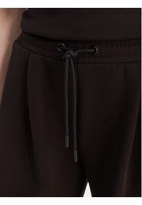 Guess Spodnie dresowe V6GB01 K2914 Brązowy Wide Leg. Kolor: brązowy. Materiał: syntetyk #3