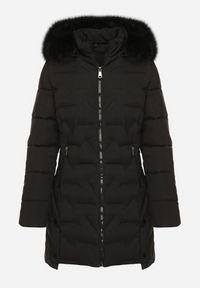 Born2be - Czarna Zimowa Kurtka Pikowana z Kapturem z Futrem i Napami po Bokach Zenilda. Typ kołnierza: kaptur. Kolor: czarny. Materiał: futro. Sezon: zima #7