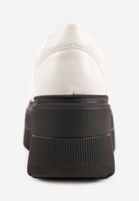 Born2be - Biało-Czarne Sneakersy Vices na Platformie Miriri. Okazja: na co dzień. Zapięcie: sznurówki. Kolor: biały. Materiał: jeans. Obcas: na platformie #2