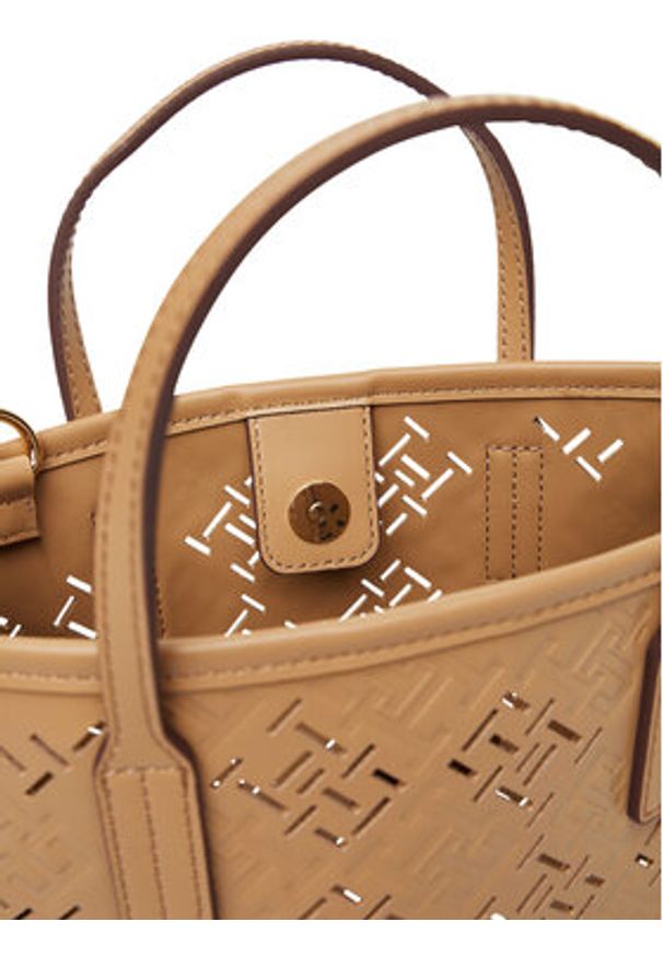 TOMMY HILFIGER - Tommy Hilfiger Torebka Th City Mini AW0AW17500 Brązowy. Kolor: brązowy. Materiał: skórzane