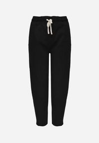 Born2be - Czarne Bawełniane Jeansy o Kroju Mom Fit ze Ściągaczem w Pasie Elrinvia. Okazja: do pracy, na co dzień. Kolor: czarny. Długość: długie. Styl: casual #4