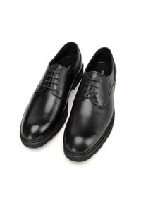 Wittchen - Męskie buty derby skórzane z kontrastową wstawką. Okazja: do pracy, na co dzień. Kolor: czarny. Materiał: skóra. Wzór: aplikacja, gładki. Styl: casual, elegancki #9