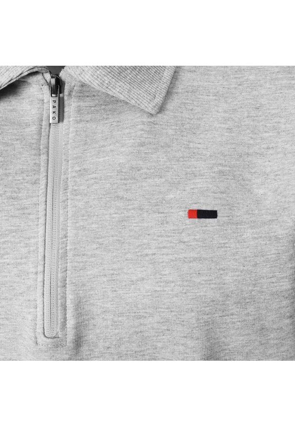 Wygodna Bluza Bawełniana - Pako Jeans - z Kołnierzykiem Polo, Popielata. Typ kołnierza: polo. Kolor: szary. Materiał: wiskoza, bawełna. Styl: klasyczny