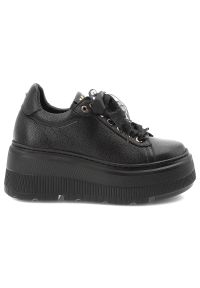 Czarne Sneakersy Karino Skórzane Obuwie Damskie Na Platformie. Okazja: na co dzień. Zapięcie: sznurówki. Kolor: czarny. Materiał: skóra. Obcas: na platformie. Styl: casual, elegancki #4