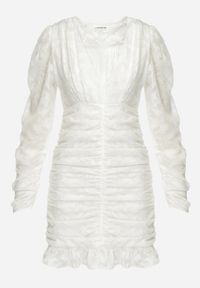Born2be - Biała Sukienka Mini z Tkaniny Plumeti z Marszczeniem Werenia. Kolor: biały. Materiał: tkanina. Długość: mini #5