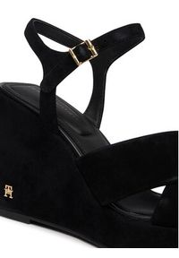 TOMMY HILFIGER - Tommy Hilfiger Sandały Suede Wrapped High Wedge FW0FW09218 Czarny. Kolor: czarny. Materiał: zamsz, skóra #3