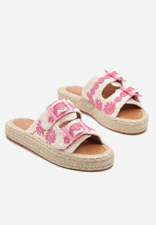 Born2be - Beżowo-Różowe Klapki Vices z Plecionką i Klamrami Vilsela. Okazja: na co dzień, na spacer. Kolor: beżowy. Styl: klasyczny, casual