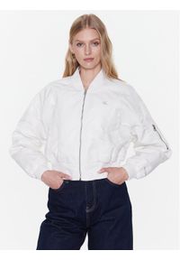 Calvin Klein Jeans Kurtka bomber J20J220343 Biały Relaxed Fit. Kolor: biały. Materiał: syntetyk