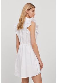 Patrizia Pepe Sukienka kolor biały mini rozkloszowana. Kolor: biały. Materiał: tkanina. Wzór: gładki. Typ sukienki: rozkloszowane. Długość: mini #3