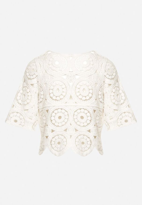 Born2be - Biała Ażurowa Bluzka z Bawełny Dlinaya. Okazja: na co dzień. Kolor: biały. Materiał: bawełna. Wzór: ażurowy. Styl: elegancki, casual