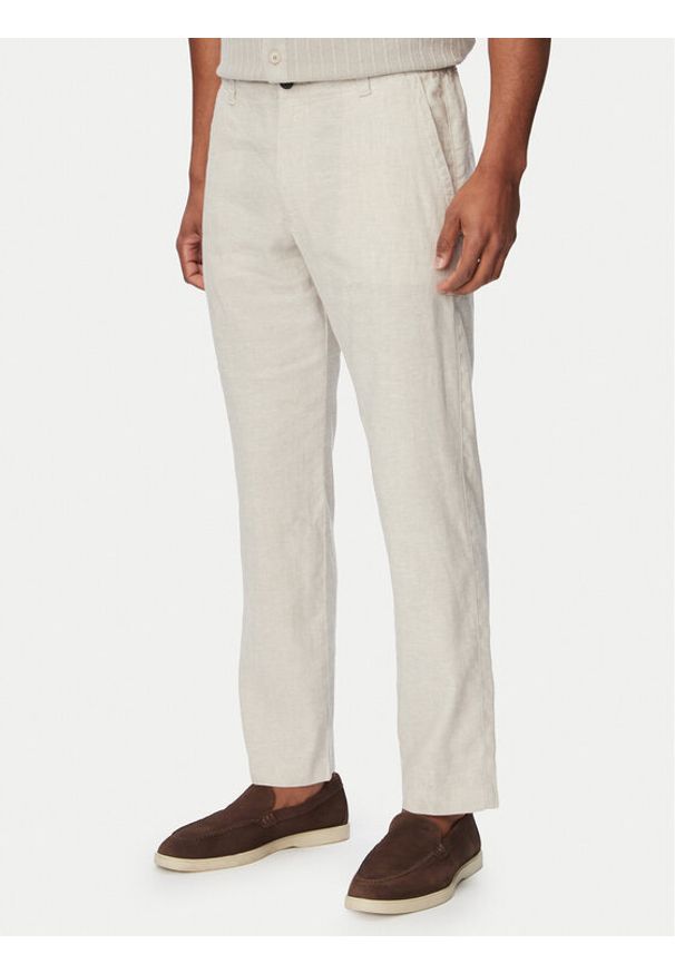 BOSS Chinosy Sanderson-L-3 50559595 Beżowy Regular Fit. Kolor: beżowy. Materiał: len