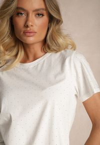 Renee - Biała Bluzka z Bawełny z Cyrkoniami Analaris. Okazja: na co dzień. Kolor: biały. Materiał: bawełna. Długość rękawa: krótki rękaw. Długość: krótkie. Wzór: aplikacja. Styl: casual #5