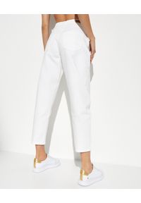 Ralph Lauren - RALPH LAUREN - Białe spodnie Hudson z wysokim staniem. Stan: podwyższony. Kolor: biały. Wzór: aplikacja. Styl: klasyczny