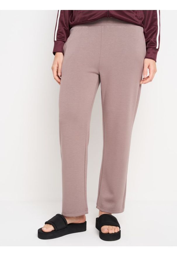 Sinsay - Spodnie z miękkiej dzianiny Soft Touch z dodatkiem wiskozy - brązowy. Kolor: brązowy. Materiał: wiskoza, dzianina