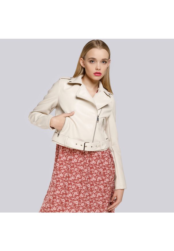 Wittchen - Damska ramoneska o fasonie cropped. Okazja: na co dzień. Kolor: kremowy. Materiał: skóra ekologiczna. Długość: krótkie. Styl: casual, klasyczny, elegancki