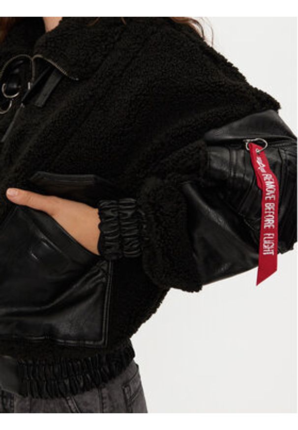 Alpha Industries Kurtka bomber 148001 Czarny Relaxed Fit. Kolor: czarny. Materiał: syntetyk