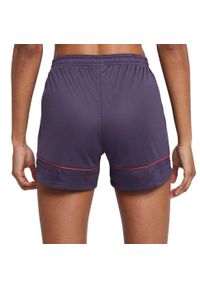 Nike - Damskie Spodenki Dri FIT Academy Shorts. Kolor: fioletowy. Technologia: Dri-Fit (Nike)