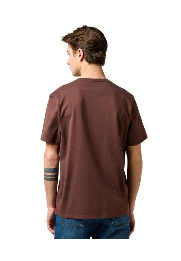Wrangler - MESKA KOSZULKA WRANGLER SIGN OFF TEE MAHOGANY 112371484