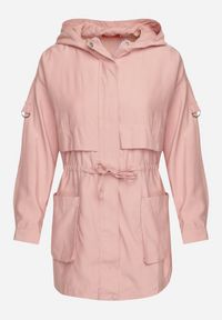 Born2be - Różowa Kurtka Parka z Nieodpinanym Kapturem i Troczkiem w Pasie Mevarie. Okazja: na co dzień. Kolor: różowy. Materiał: jeans. Wzór: aplikacja. Styl: casual, sportowy #5