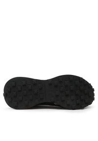 Armani Exchange Sneakersy XDX109 XV588 Czarny. Kolor: czarny. Materiał: materiał #4