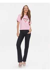 Guess T-Shirt W4RI43 K8FQ4 Różowy Boxy Fit. Kolor: różowy. Materiał: bawełna