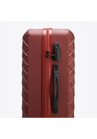 Wittchen - Średnia walizka z ABS-u w ukośną kratkę bordowa. Kolor: czerwony. Materiał: guma. Wzór: kratka #8