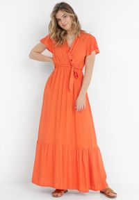 Born2be - Pomarańczowa Sukienka Diomeira. Kolor: pomarańczowy. Materiał: tkanina. Wzór: jednolity, gładki. Typ sukienki: kopertowe. Styl: klasyczny, elegancki. Długość: maxi #1