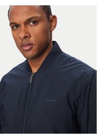Calvin Klein Kurtka bomber LV040FM512 Granatowy Regular Fit. Kolor: niebieski. Materiał: syntetyk #5
