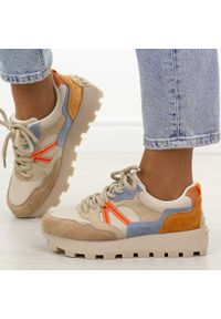 Beżowe skórzane półbuty damskie Filippo Dp7559/26. Okazja: na co dzień. Kolor: beżowy. Materiał: skóra. Sezon: jesień, wiosna, lato. Obcas: na platformie. Styl: klasyczny, casual, elegancki #1