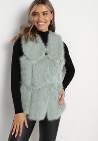Born2be - Miętowa Kamizelka Futrzana z Wstawkami z Ekoskóry Batliewa. Kolor: miętowy. Materiał: futro. Wzór: aplikacja #2