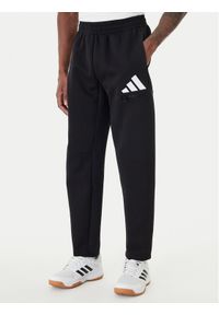 Adidas - adidas Spodnie dresowe Future Icons 3 Bar JZ9399 Czarny Regular Fit. Kolor: czarny. Materiał: bawełna #1