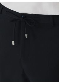 Pako Lorente - PAKO LORENTE – Granatowe spodnie garniturowe. Kolor: niebieski. Materiał: poliester, elastan, wiskoza. Wzór: gładki. Styl: elegancki #6