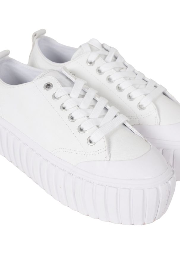 Diesel Sneakersy "S-Hanami" | Y02828 PR013 | Kobieta | Biały. Okazja: na spotkanie biznesowe. Kolor: biały. Materiał: skóra. Obcas: na platformie