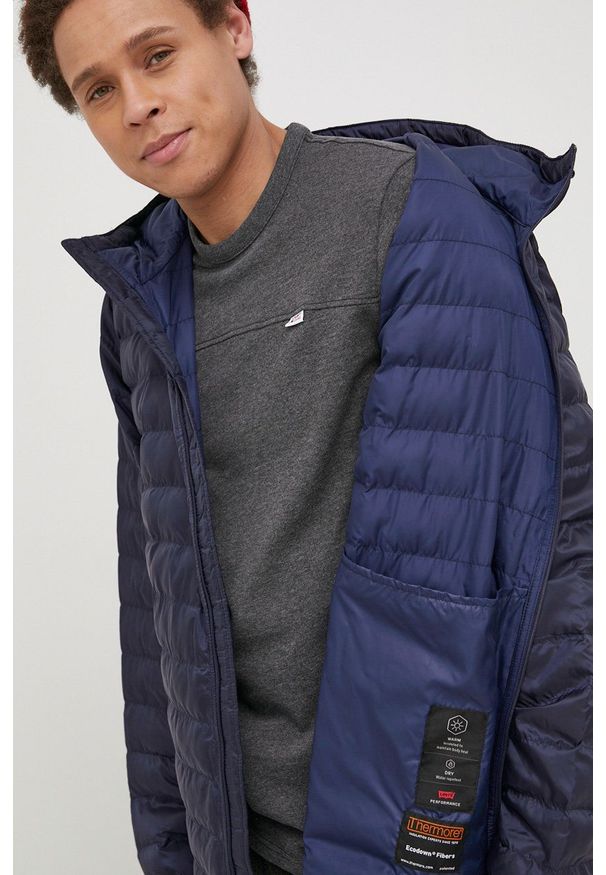 Levi's® - Levi's Kurtka męska kolor granatowy przejściowa. Okazja: na spotkanie biznesowe, na co dzień. Kolor: niebieski. Materiał: puch. Styl: biznesowy, casual