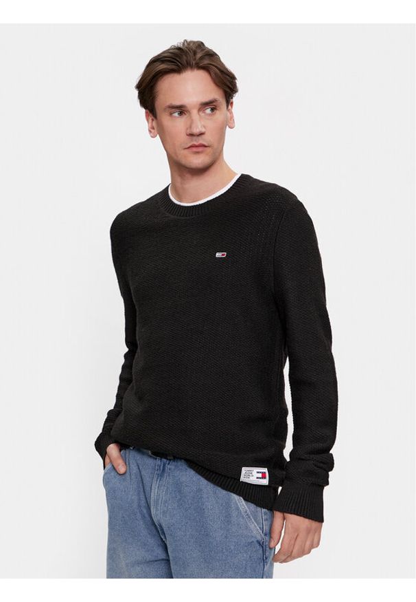 Tommy Jeans Sweter DM0DM15060 Czarny Regular Fit. Kolor: czarny. Materiał: syntetyk